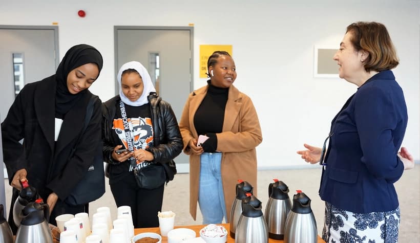 Our Dean Met with International Students