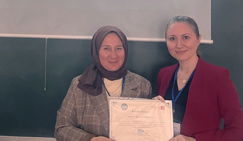 Dr. Öğr. Üyesi Hande KOLAT Marmara Üniversitesi'nde düzenlenen BAKEA Sempozyumunda