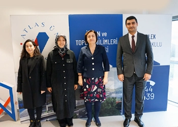 Kağıthane Sosyal Hizmet Merkezi Müdürü ve Kağıthane İlçe Milli Eğitim Müdürlüğü Şube Müdürü Üniversitemizdeydi